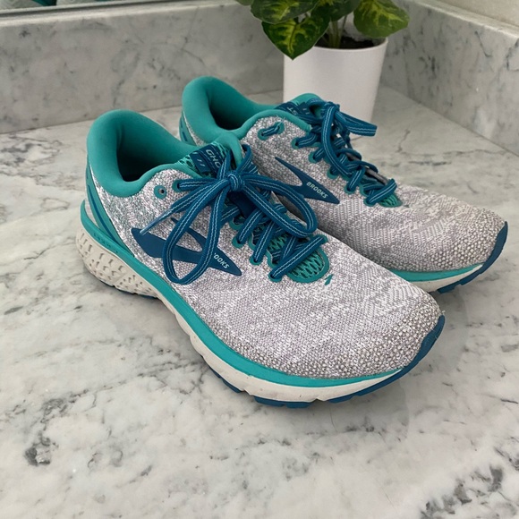 brooks ghost 11 size 6.5